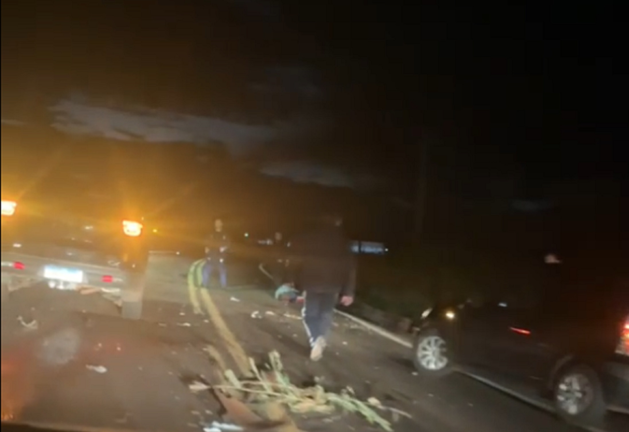 Motociclista morre em acidente grave com dois carros na PR-495 em Missal