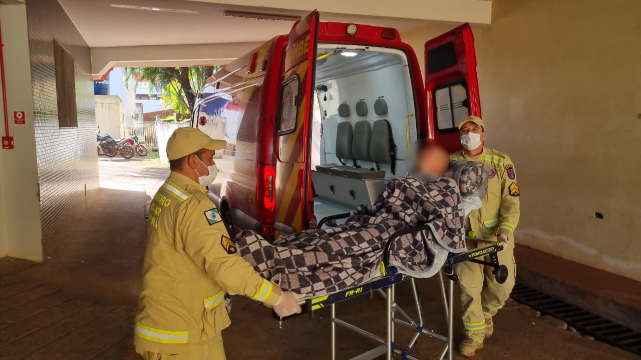 Homem fica ferido após cair de telhado em chácara na área rural de Cascavel