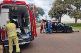 Colisão entre Fiesta e Tracker deixa motorista ferida em Cascavel