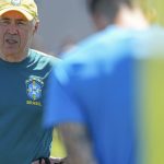 Imagem relativa a Ancelotti dá pista de Martinelli para vaga de Paquetá contra Noruega