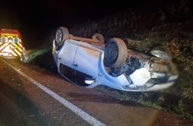 Homem fica ferido em capotamento na PR-486, em Cascavel