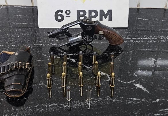 Briga no 14 de Novembro termina com apreensão de arma de fogo e homem detido