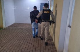 Homem ameaça a ex e acaba preso pela PM no Universitário Homem ameaça a ex e acaba preso pela PM no Universitário