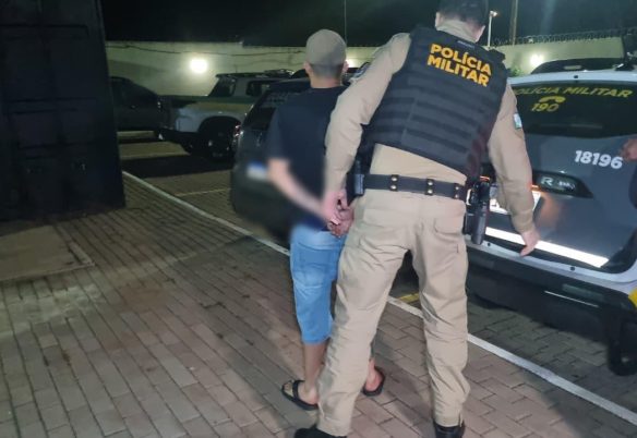 Filho da vítima esfaqueada na Rua Silverstone é encaminhado à Delegacia para esclarecimentos