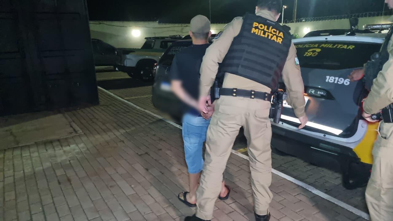 Filho da vítima esfaqueada na Rua Silverstone é encaminhado à Delegacia para esclarecimentos