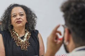 "Um Defeito de Cor não é uma contra-história", diz Ana Maria Gonçalves "Um Defeito de Cor não é uma contra-história", diz Ana Maria Gonçalves