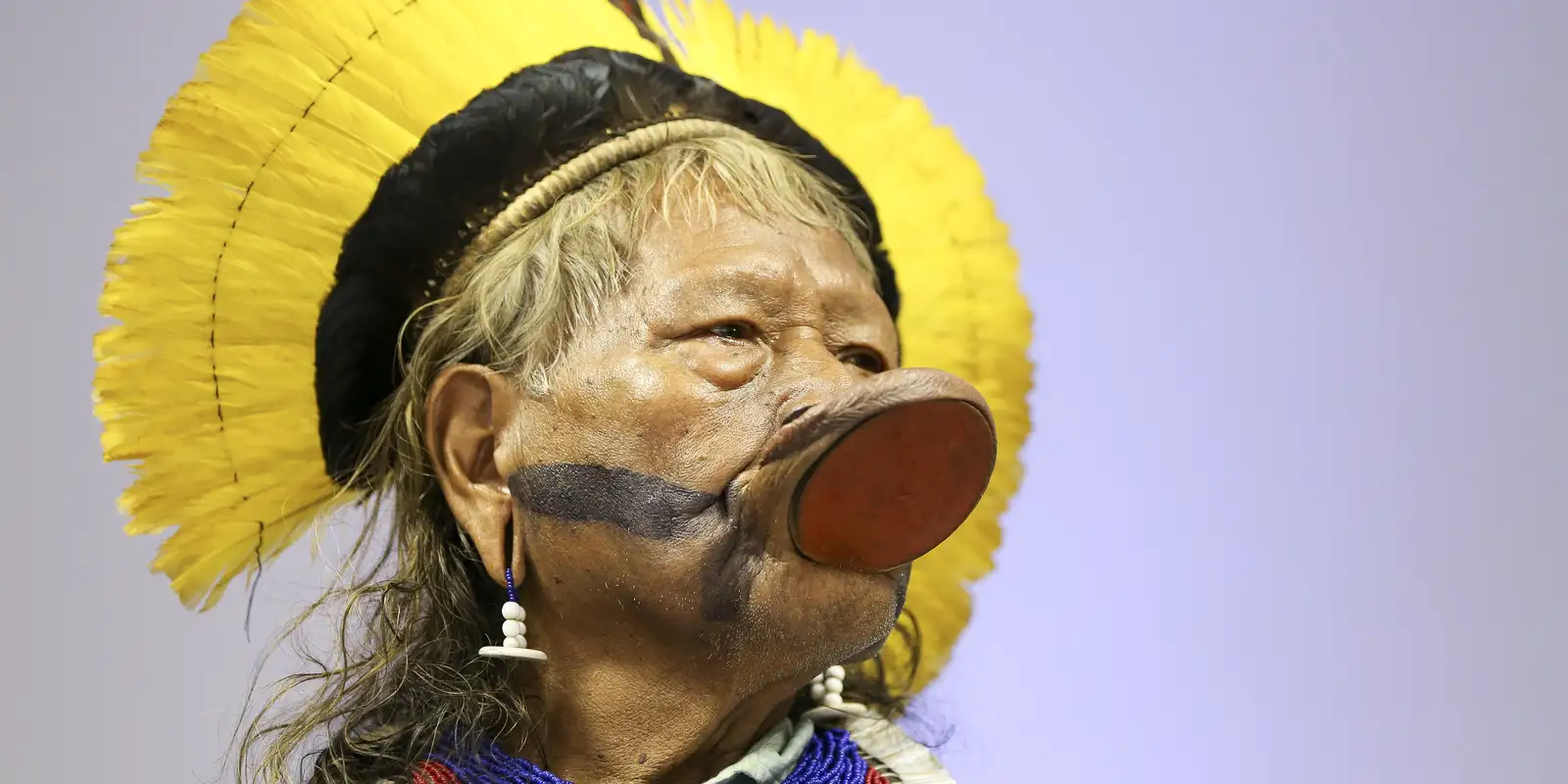 Imagem referente a Internado, cacique Raoni tem saúde estável e respira sem aparelhos