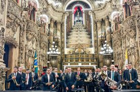Concerto de banda em igreja no Rio chama atenção para encontro mundial