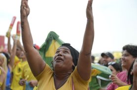 PM reforça a segurança em pontos de concentração de torcedores no Rio
