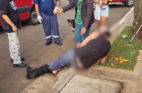 Homem é socorrido pelo Siate após sofrer queda no Jardim Veneza, em Cascavel