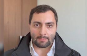 Homem ameaçava expor fotos íntimas da ex há 8 anos e foi flagrado perseguindo-a na delegacia