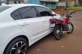 Jovem tem lesão na coluna após colisão entre carro e moto no Brasmadeira