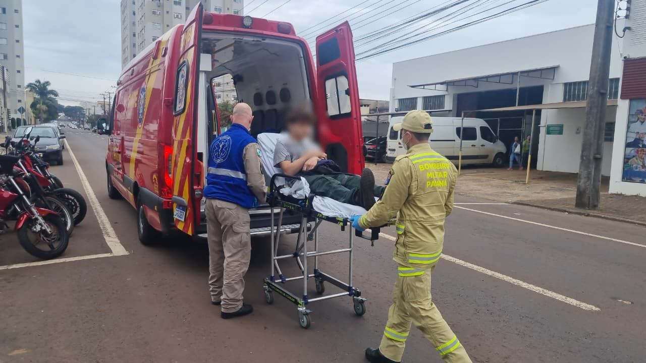 Jovem quase tem dedo amputado durante acidente com máquina