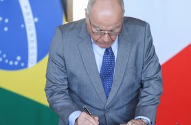 Itamaraty alerta para risco de EUA usar força militar no Brasil