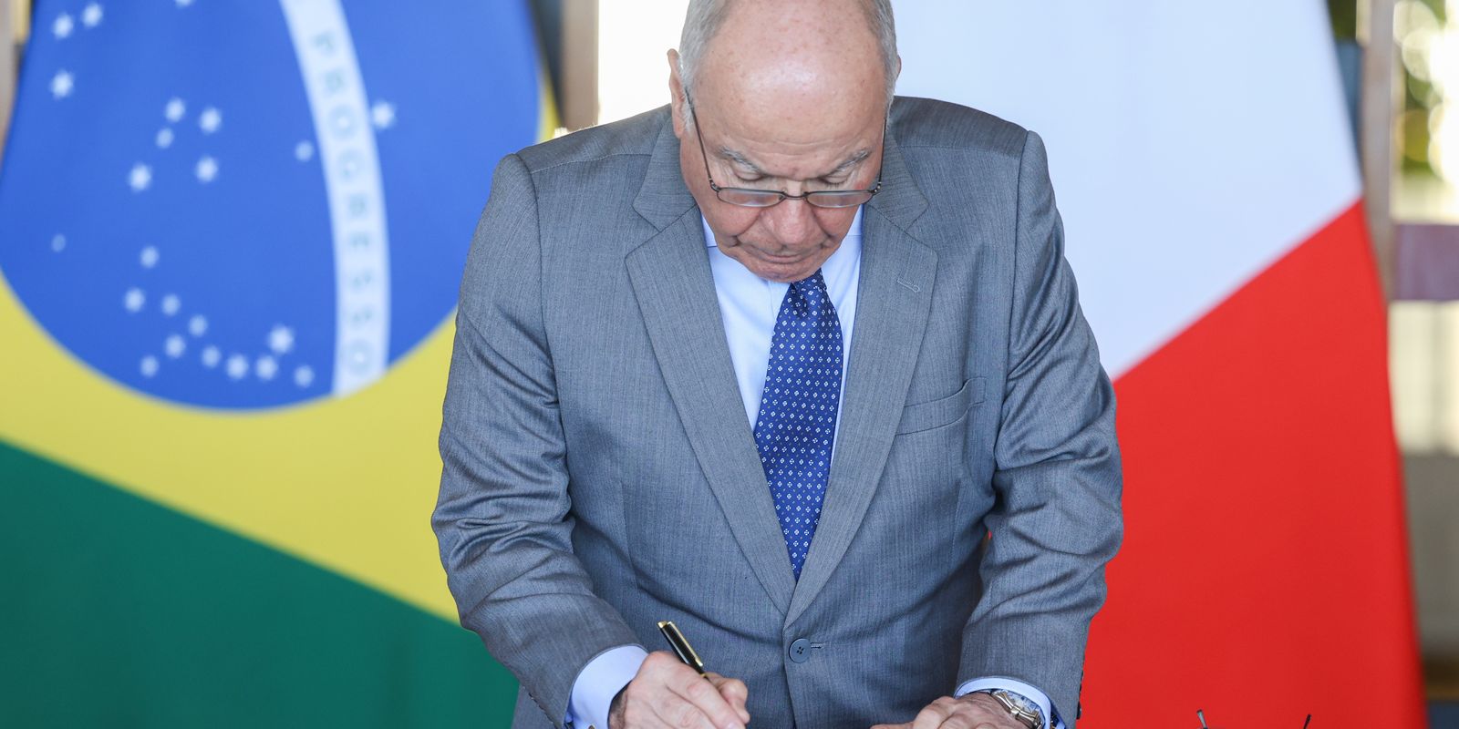 Imagem referente a Itamaraty alerta para risco de EUA usar força militar no Brasil