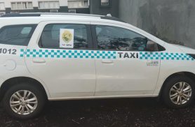 Polícia Militar recupera táxi roubado minutos após o crime em Foz do Iguaçu