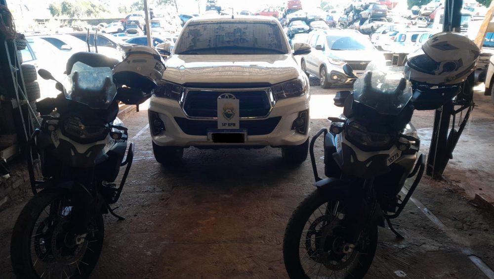 Polícia Militar recupera carro furtado minutos após o crime em Foz do Iguaçu Imagem referente a Polícia Militar recupera carro furtado minutos após o crime em Foz do Iguaçu