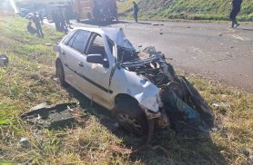 Homem morre em grave acidente entre carro e caminhão na PR-239, em Iracema do Oeste