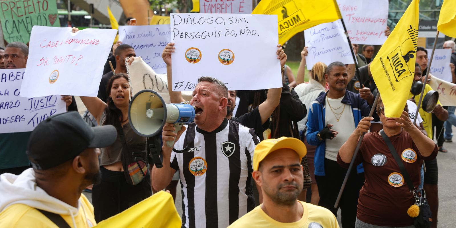 Imagem referente a Camelôs protestam contra programa da prefeitura no Rio