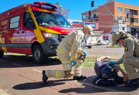 Acidente entre bicicleta e bike elétrica mobiliza Siate na ciclovia da Avenida Brasil
