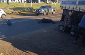 Motociclista morre e passageira fica gravemente ferida em acidente com na BR-277