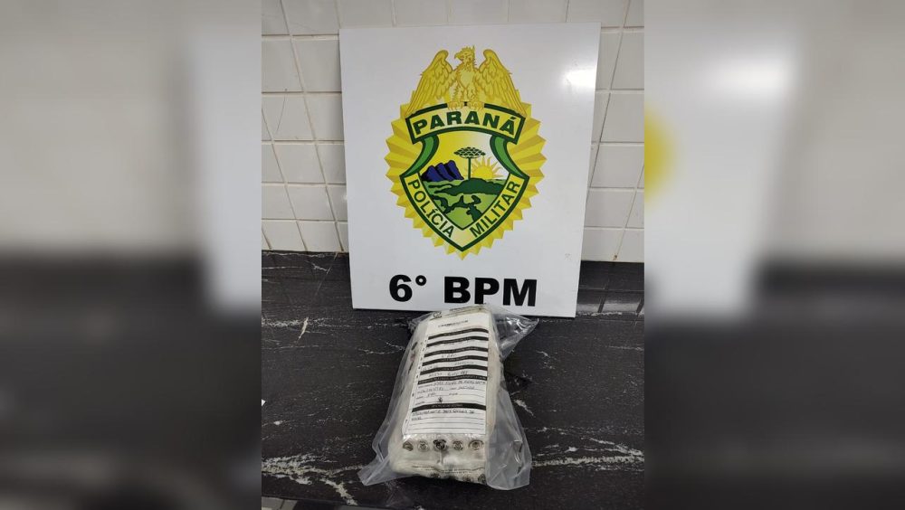 Passageiro é preso com mais de 2 quilos de haxixe na BR-277, em Cascavel Imagem referente a Passageiro é preso com mais de 2 quilos de haxixe na BR-277, em Cascavel