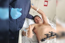 Agricultor que teve corpo esmagado por trator se recupera no Hospital Universitário