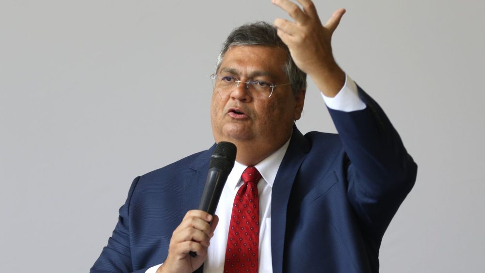 Dino bloqueia R$ 119 milhões de Valdemar por suspeitas em emendas Imagem referente a Dino bloqueia R$ 119 milhões de Valdemar por suspeitas em emendas