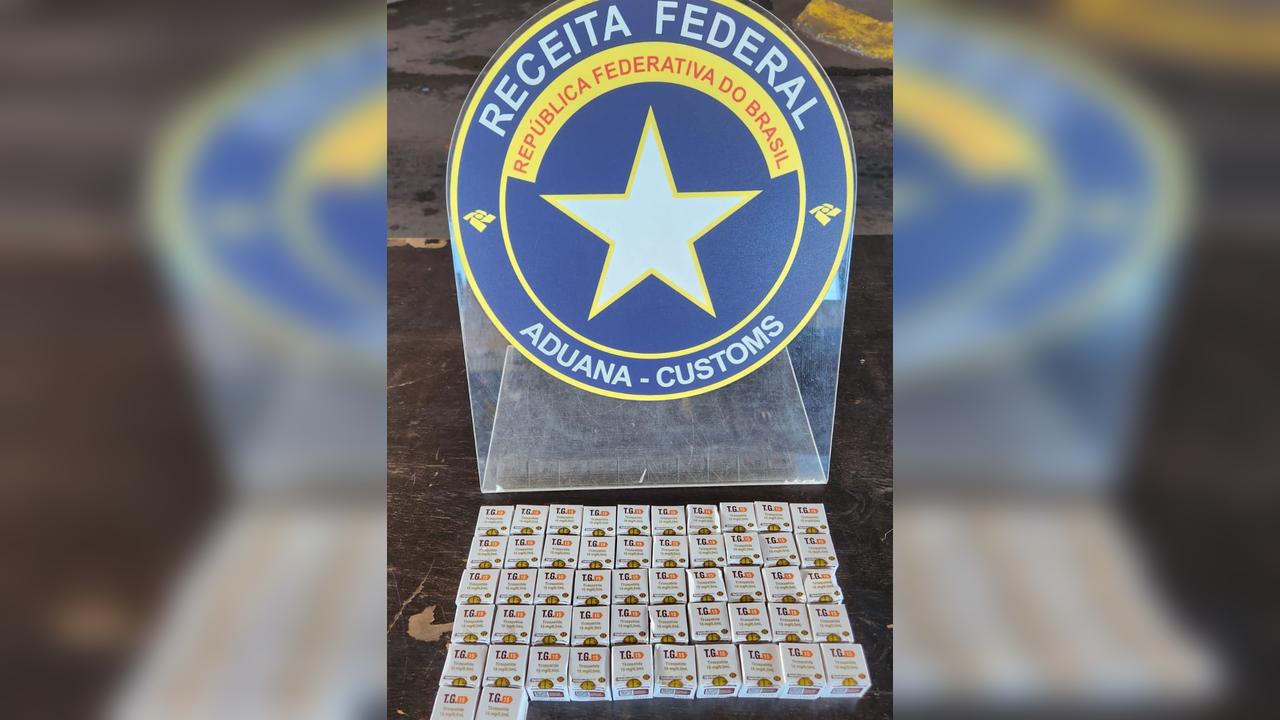 Receita apreende medicamentos emagrecedores escondidos em moto na Ponte da Amizade