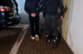 Homem é preso por embriaguez e mulher acaba detida por desacato durante abordagem da Guarda Municipal em Cascavel
