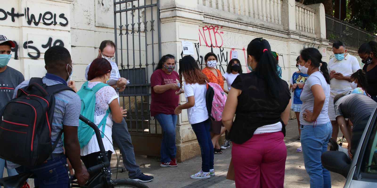 Entenda o papel das escolas no combate à violência contra meninas Imagem referente a Entenda o papel das escolas no combate à violência contra meninas