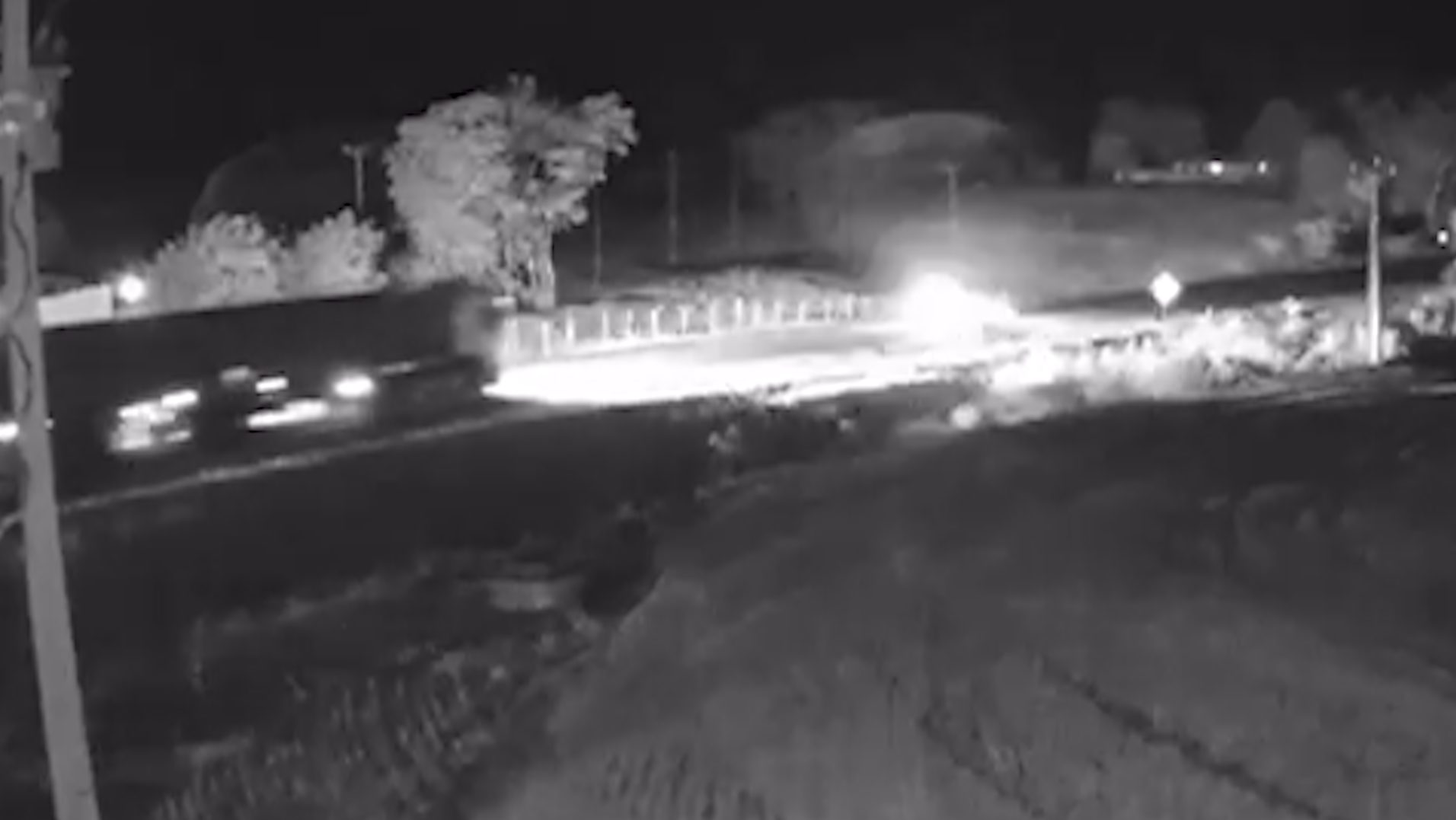 Vídeo mostra grave acidente que deixou duas pessoas mortas na PRc-158