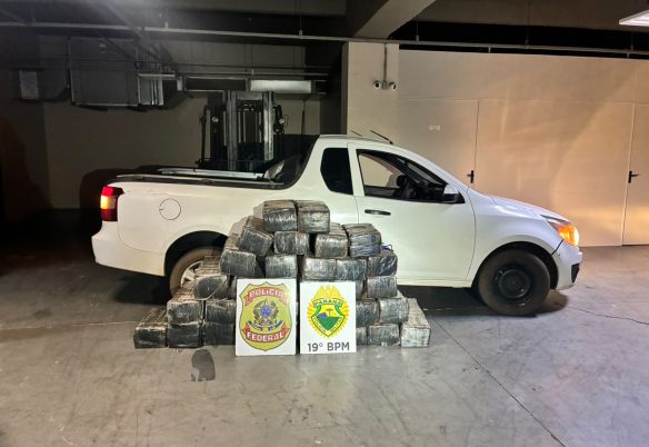 Polícia apreende caminhonete carregada com maconha após perseguição e tiros em Guaíra