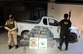 Polícia Federal e PM apreendem 500 kg de maconha após perseguição em Guaíra