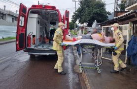 Homem de 48 anos sofre fratura na perna após queda em Country