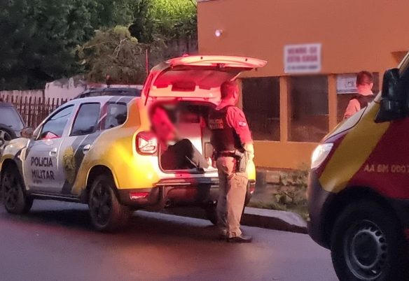 Homem é detido suspeito de agressão no bairro Santa Felicidade