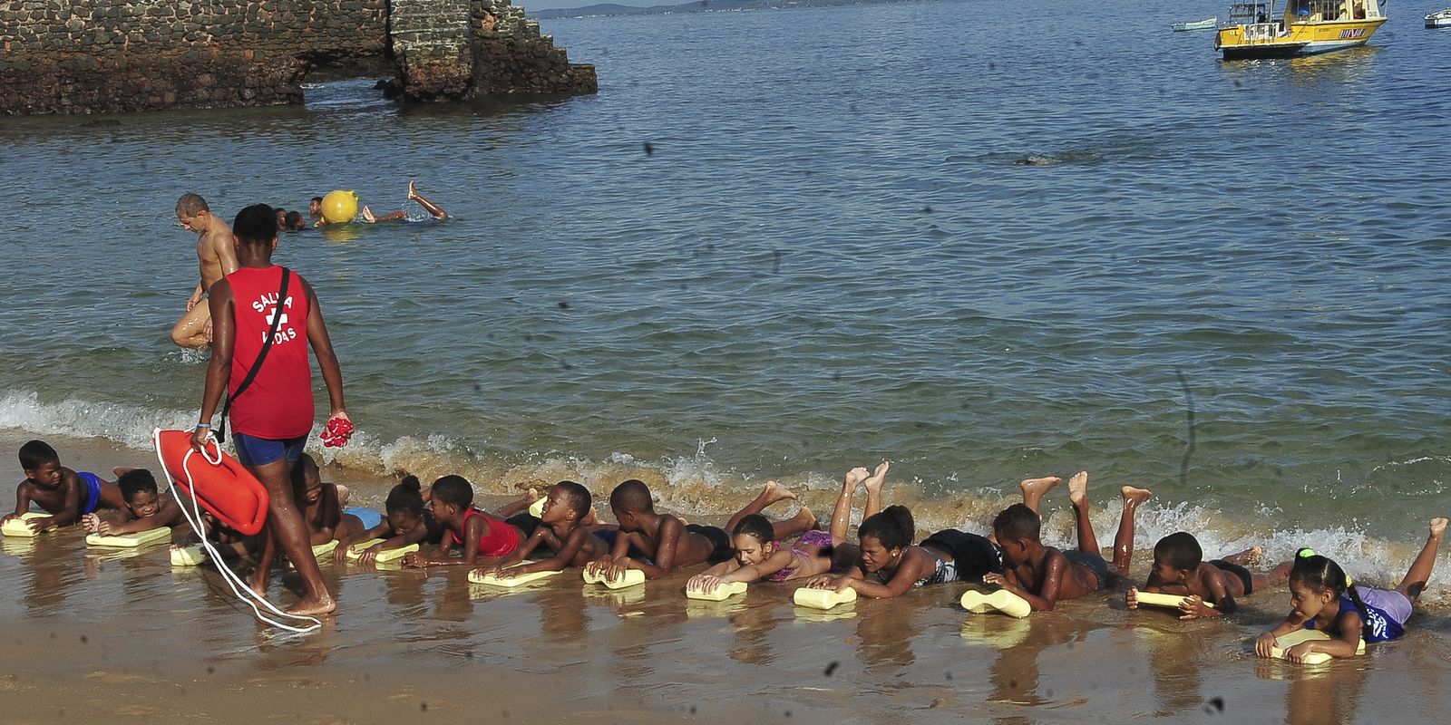 Imagem referente a Afogamentos estão entre principais causas de mortes de crianças