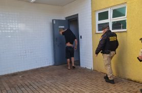 Gritos em apartamento levam vizinhos a denunciar suposta violência doméstica; jovem detido