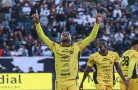 Mesmo com toda torcida a favor, Corinthians não vence o Cascavel