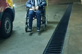 Motociclista fica ferido após perder o controle e sofrer queda em cruzamento de Cascavel