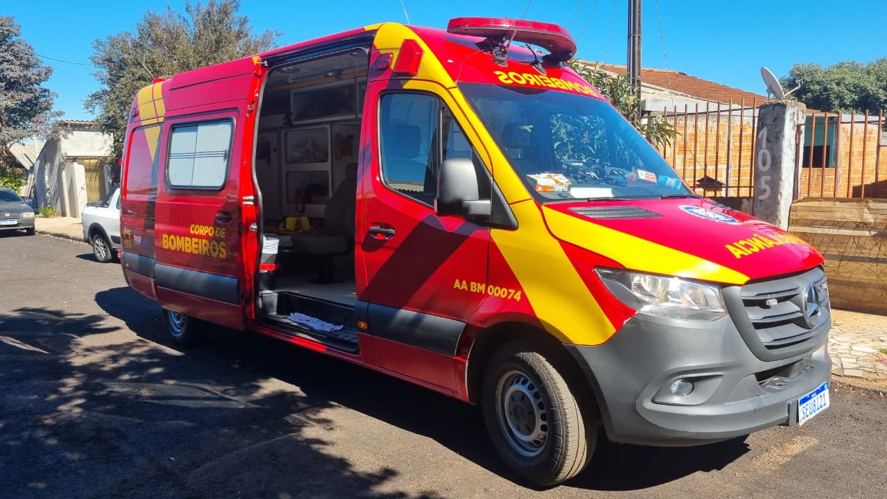 Homem fica ferido ao cair de árvore no Bairro Interlagos