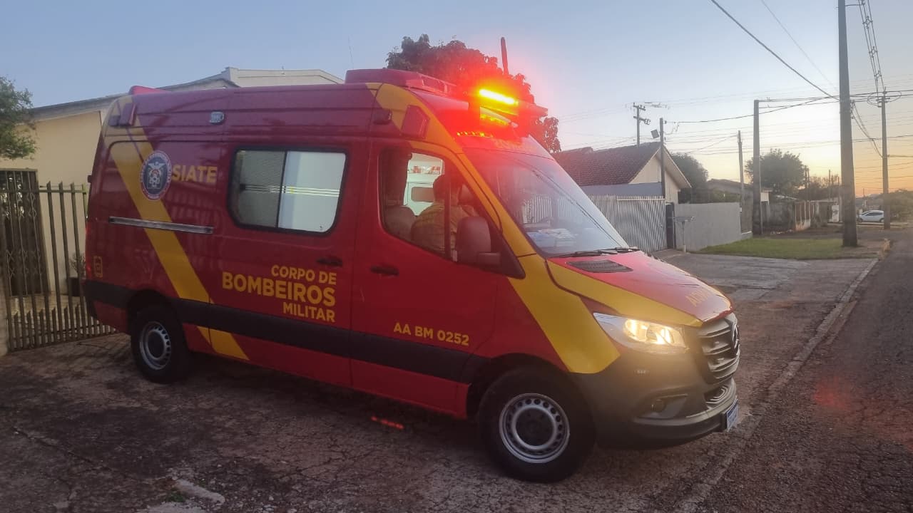 Idoso de 81 anos sofre fratura após queda em rua do Cascavel Velho