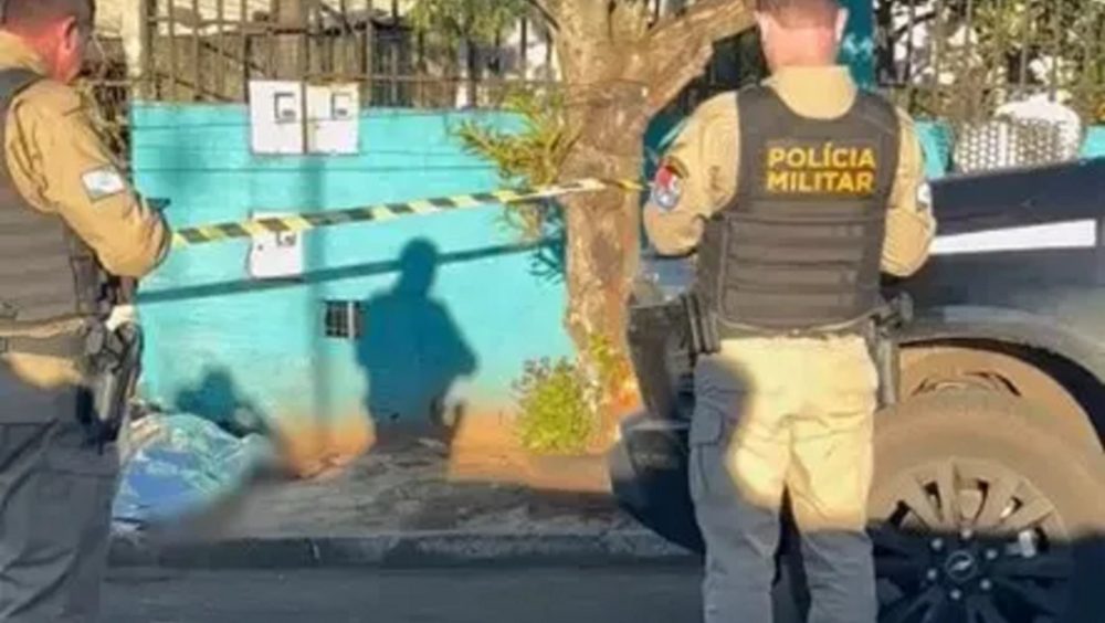 Homem de 29 anos é morto a facadas no bairro Padre Ulrico, em Francisco Beltrão Imagem referente a Homem de 29 anos é morto a facadas no bairro Padre Ulrico, em Francisco Beltrão