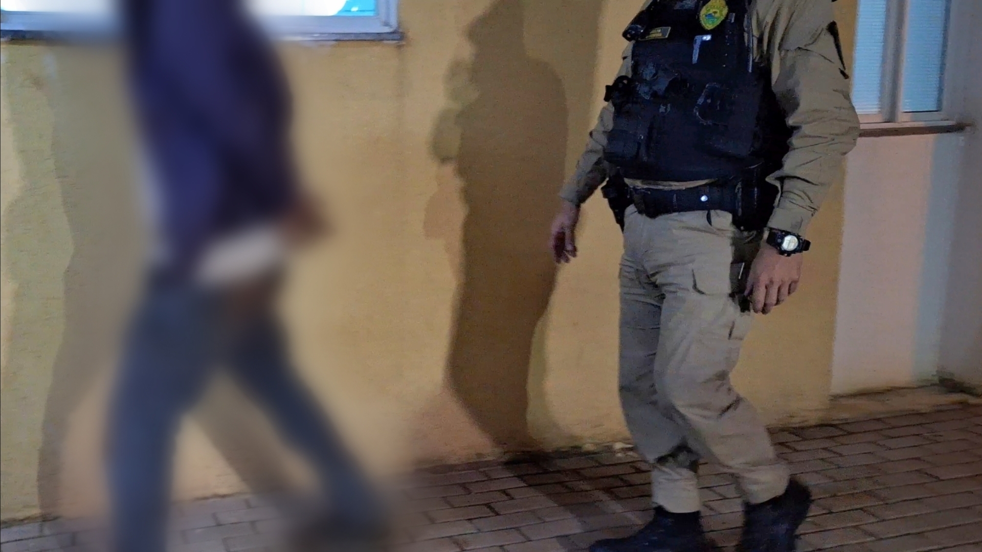Homem ameaça incendiar residência e acaba preso no Jardim Veneza