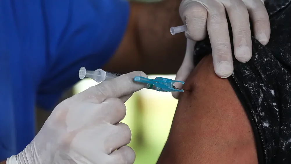 Imagem referente a Gripe: Anvisa aprova nova vacina com 73% de eficácia 