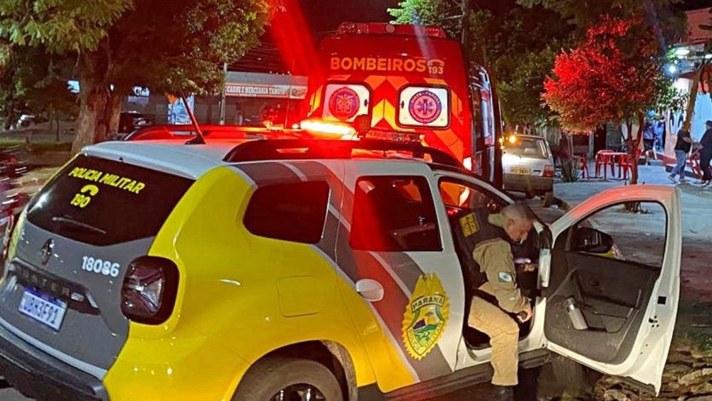 Homem de 44 anos é atendido após suposta agressão na praça Tamoio Imagem referente a Homem de 44 anos é atendido após suposta agressão na praça Tamoio