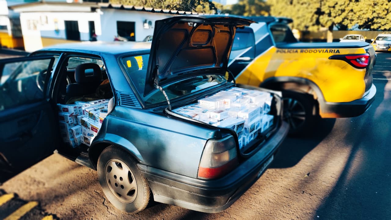 Monza carregado com cigarros do Paraguai é apreendido pela PRE