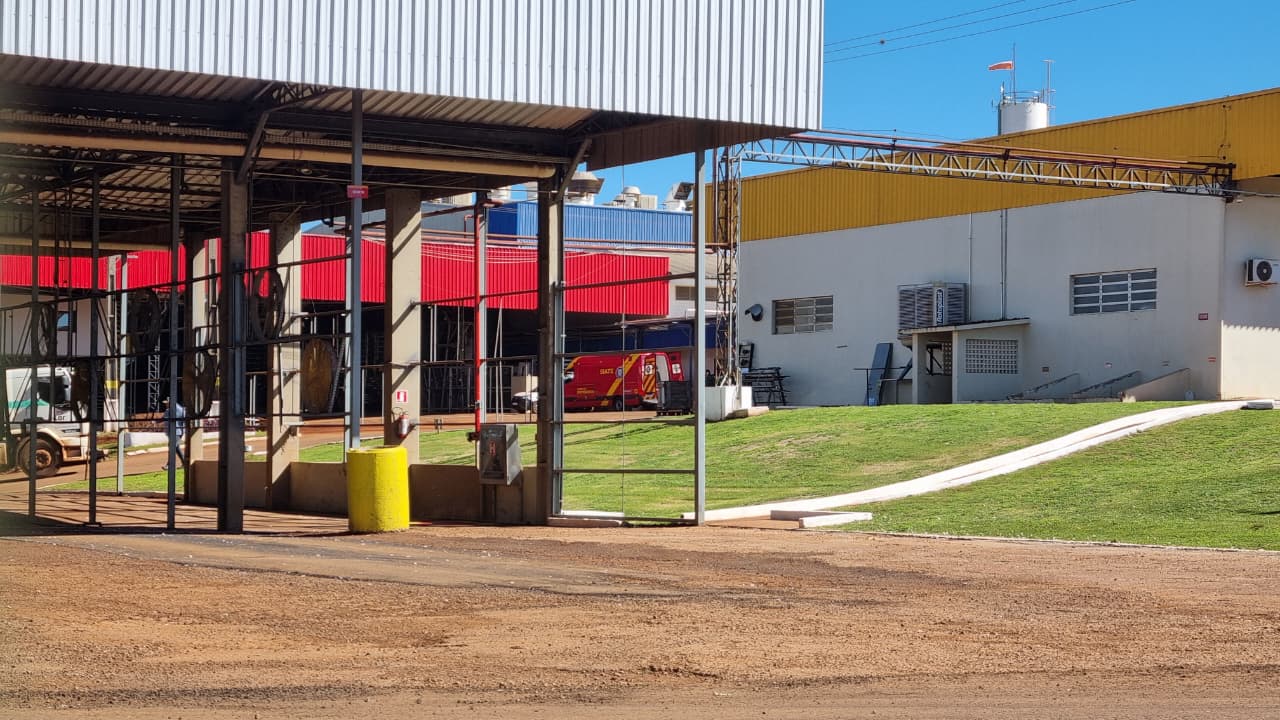 Vítima sofre queda em empresa às margens da PR-180, em Cascavel