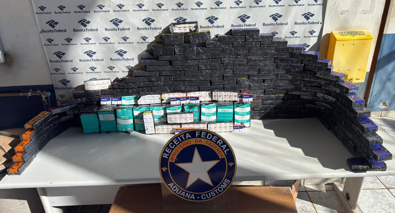 RF apreende carga milionária com medicamentos emagrecedores em transportadora de Cascavel