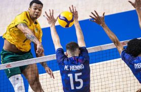 Brasil bate bicampeã olímpica França na Liga das Nações de vôlei Brasil bate bicampeã olímpica França na Liga das Nações de vôlei